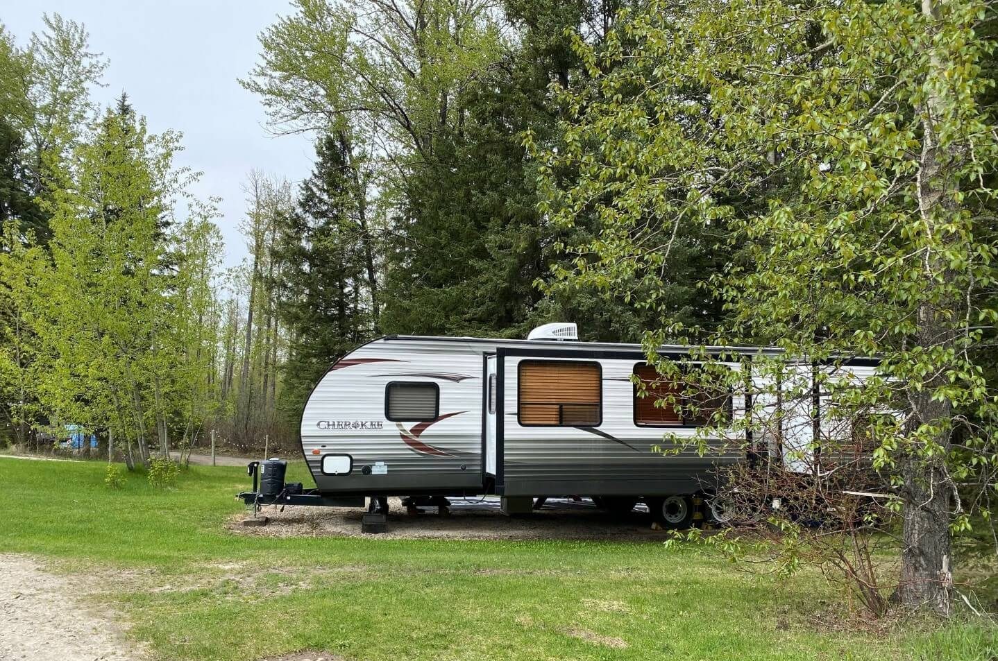 Rocky Mountain House-trailer-rv-site2-Large